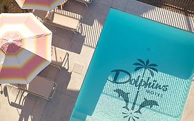 Dolphins Motel